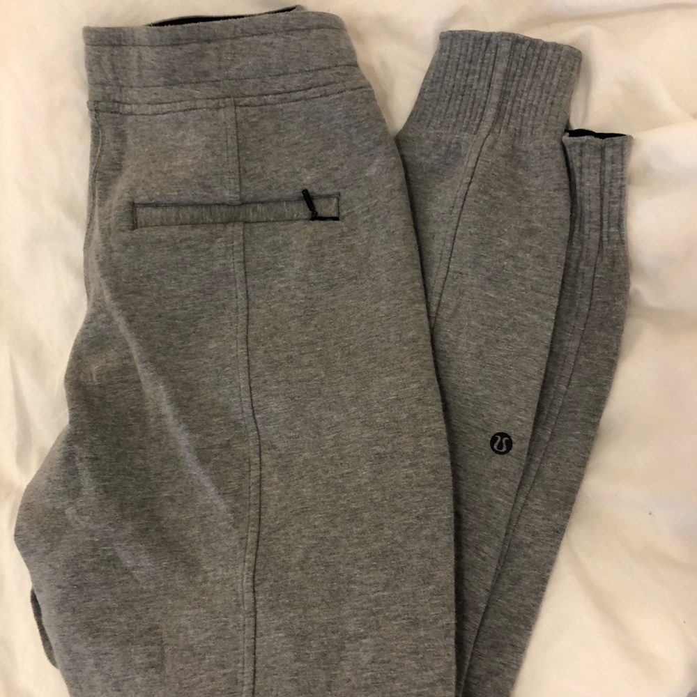 Lululemon joggers